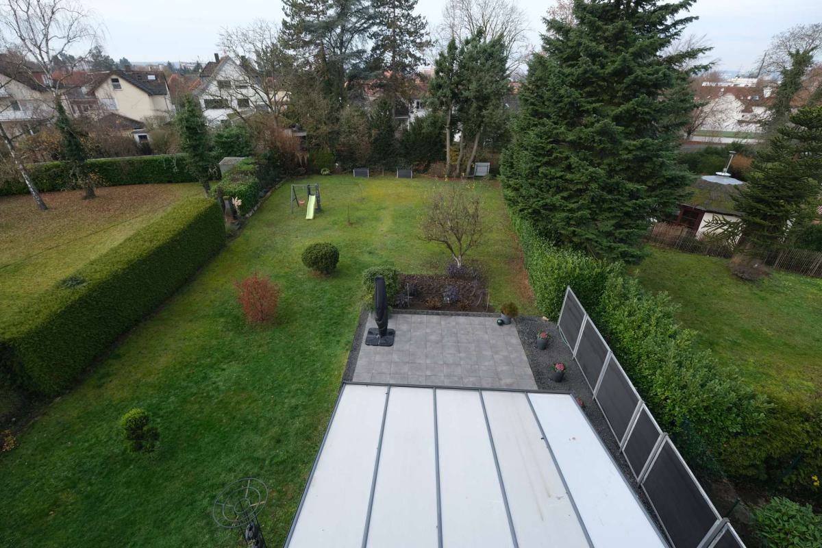 Blick Garten Dachgeschoss